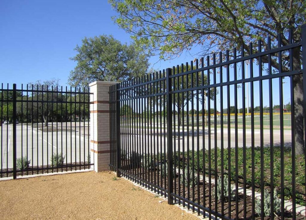 The Most Popular Steel Fence for Designs & Colors