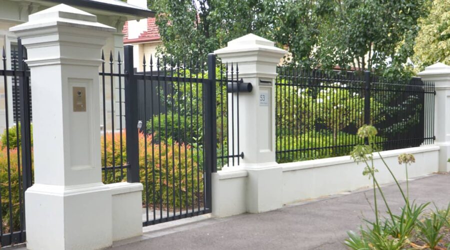 Pillar Fences