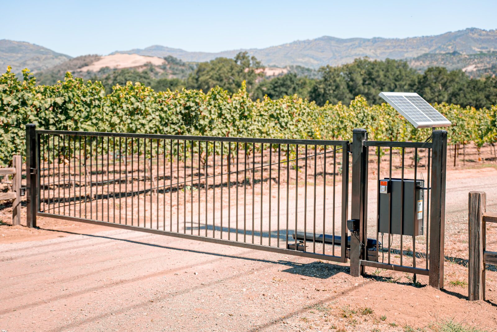 sliding gate