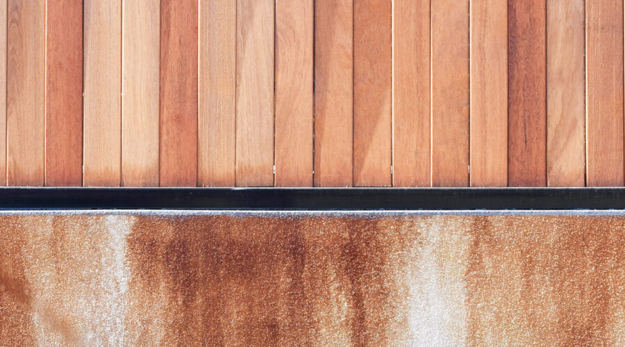 How to Prevent Tannin Bleeding in Merbau Fencing in Melbourne's Rainy Season