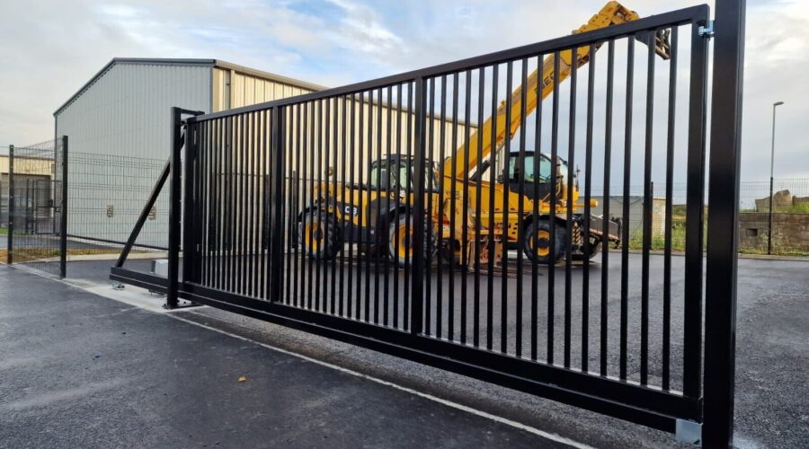 automatic sliding gate for industrial property