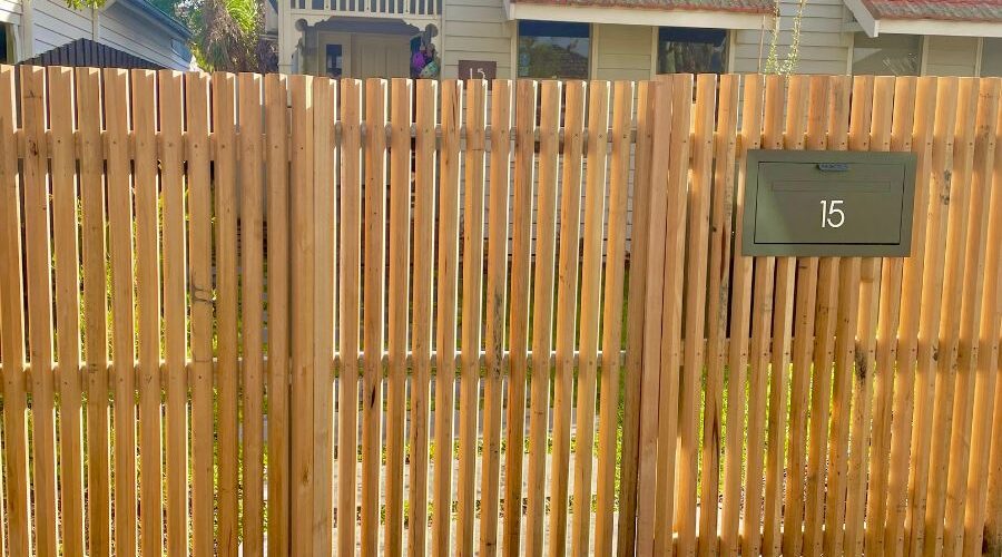 tips to maintain merbau fencing