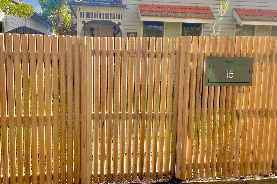 tips to maintain merbau fencing