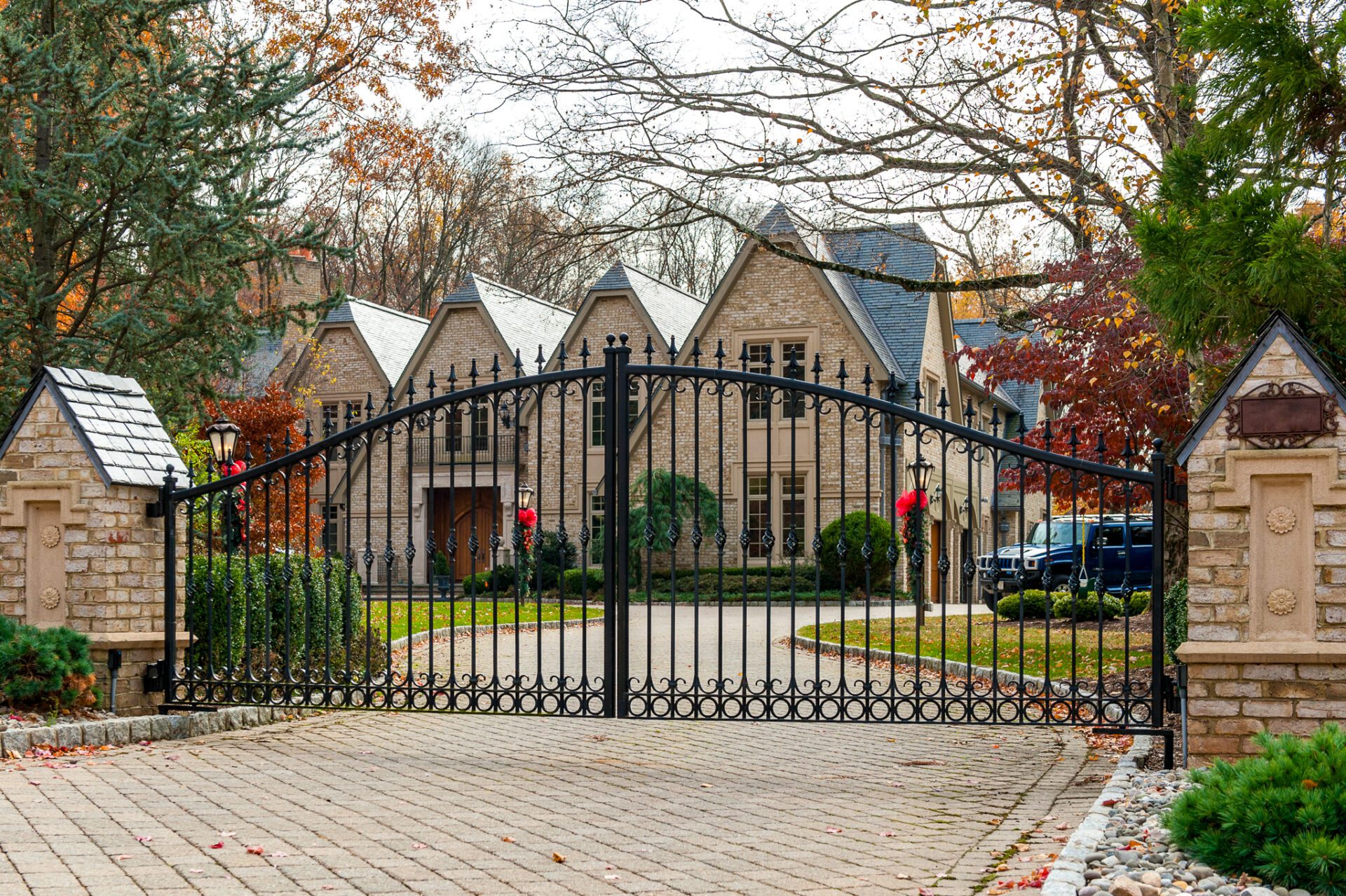 wrought iron swing gates - swing gate material options