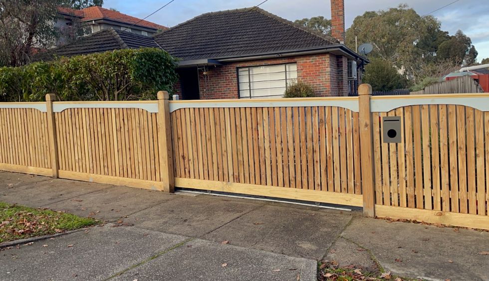 timber fencing and gate in vic - top fencing contractor near me - timber fencing installation in melbourne