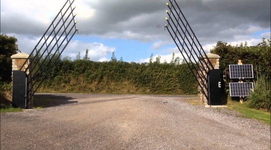 vertical lift gate