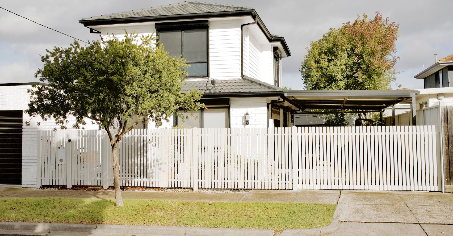 Aluminium Picket Fencing & Gate System - Trusted fencing and gate contractor in Melbourne