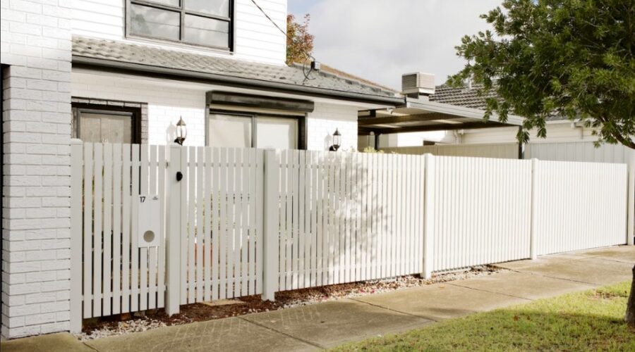 Aluminium vertical slat fence installed by Pentagon in Brighton VIC - aluminium picket fencing
