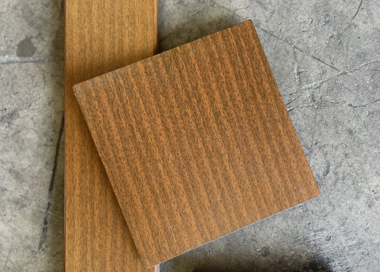Merbau timber-look aluminium fencing