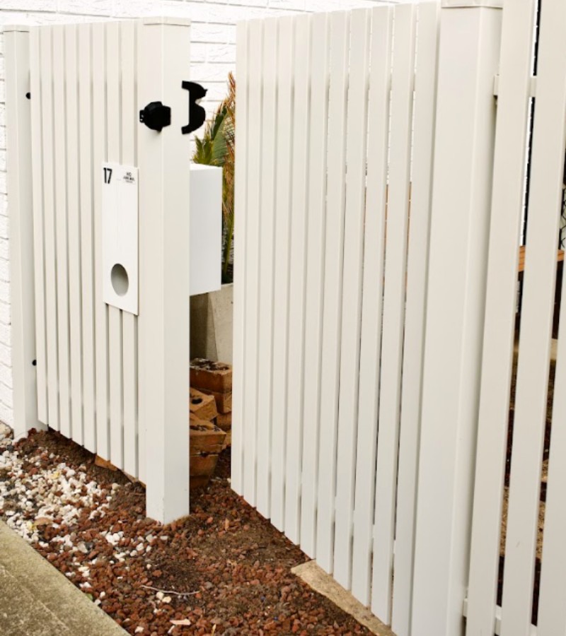 aluminium vertical slat gate