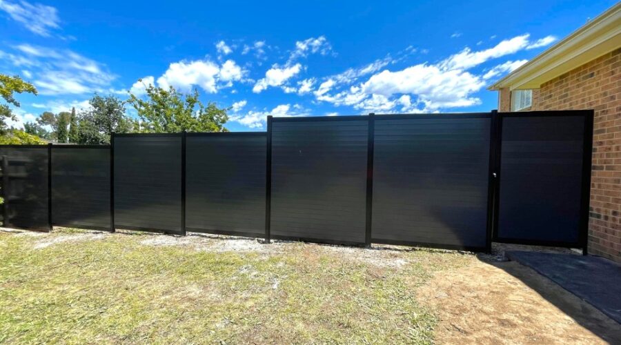 full privacy aluminium horizontal slat - Durable black aluminium fence panels for East Melbourne backyard - Powder Coated Aluminium Slat Fencing