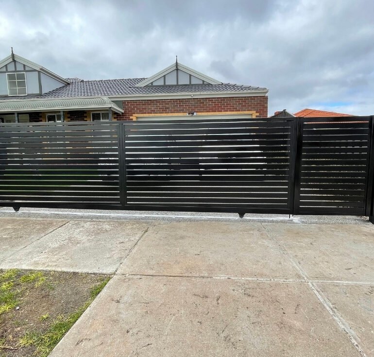 aluminum sliding gate