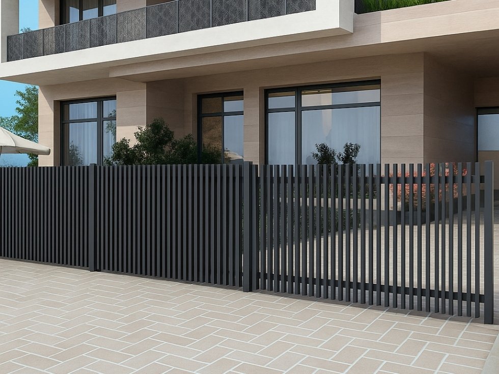 Aluminium batten fencing