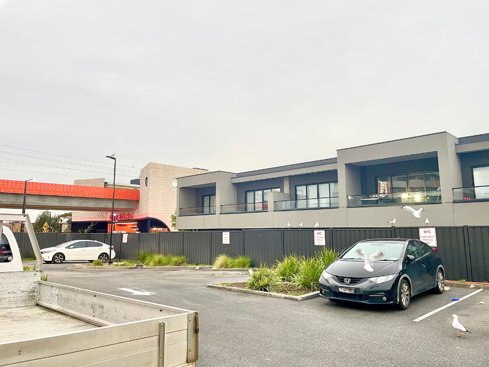 Colorbond fencing installation in Coburg Melbourne for commercial project