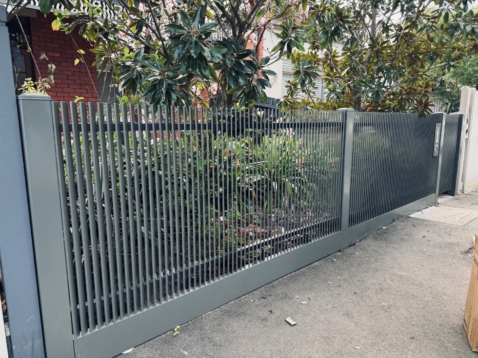 Woodland Grey Aluminium Angled Vertical Blade Fence