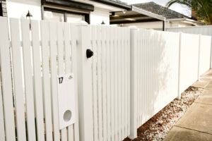 Pentagon Fencing & Gates 11 Aluminium Vertical Flat Blade Fencing