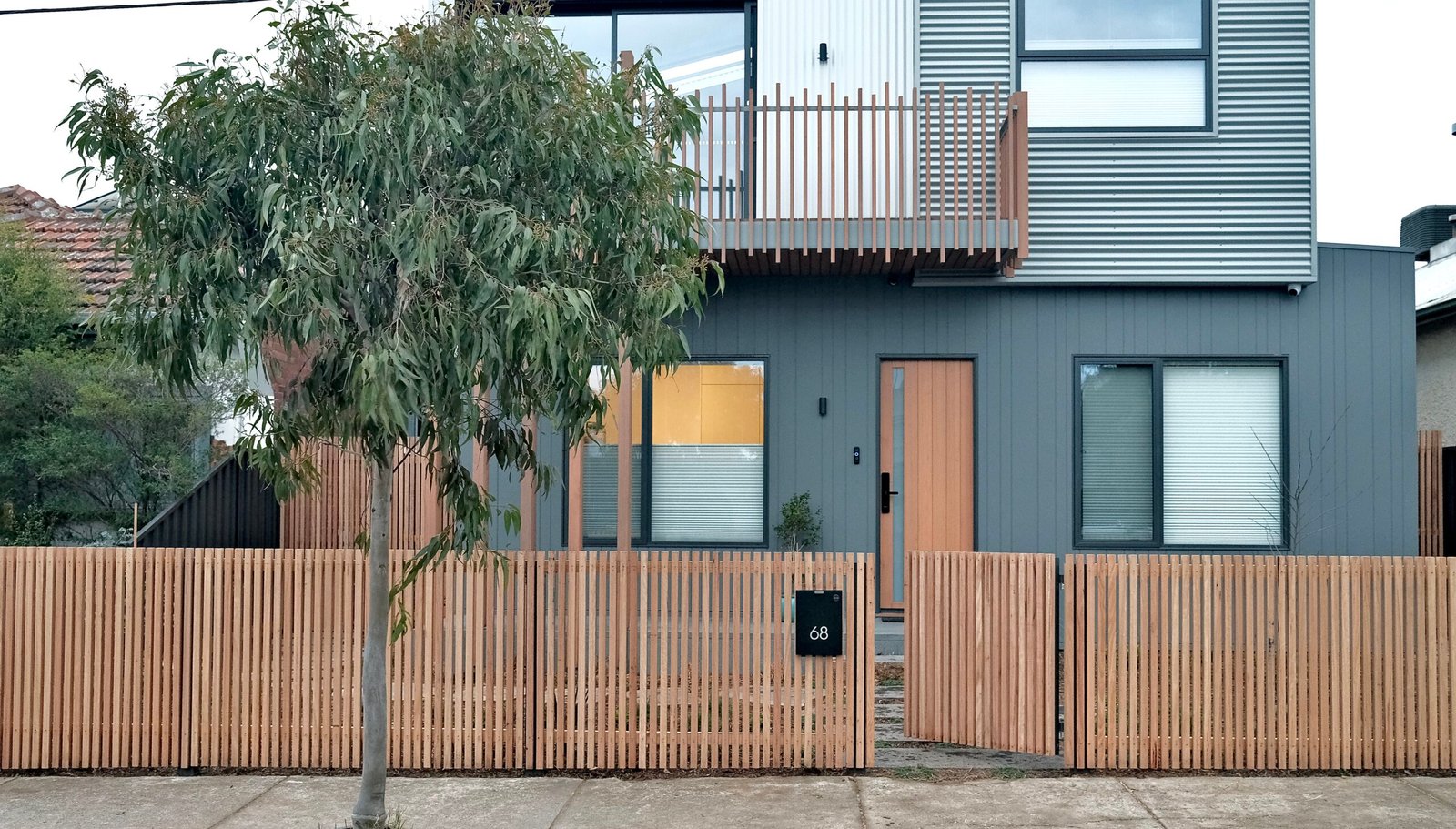 Aluminium Batten Fencing Melbourne: Feature Screens, Facades and Boundary Fencing 3 aluminium batten fencing melbourne