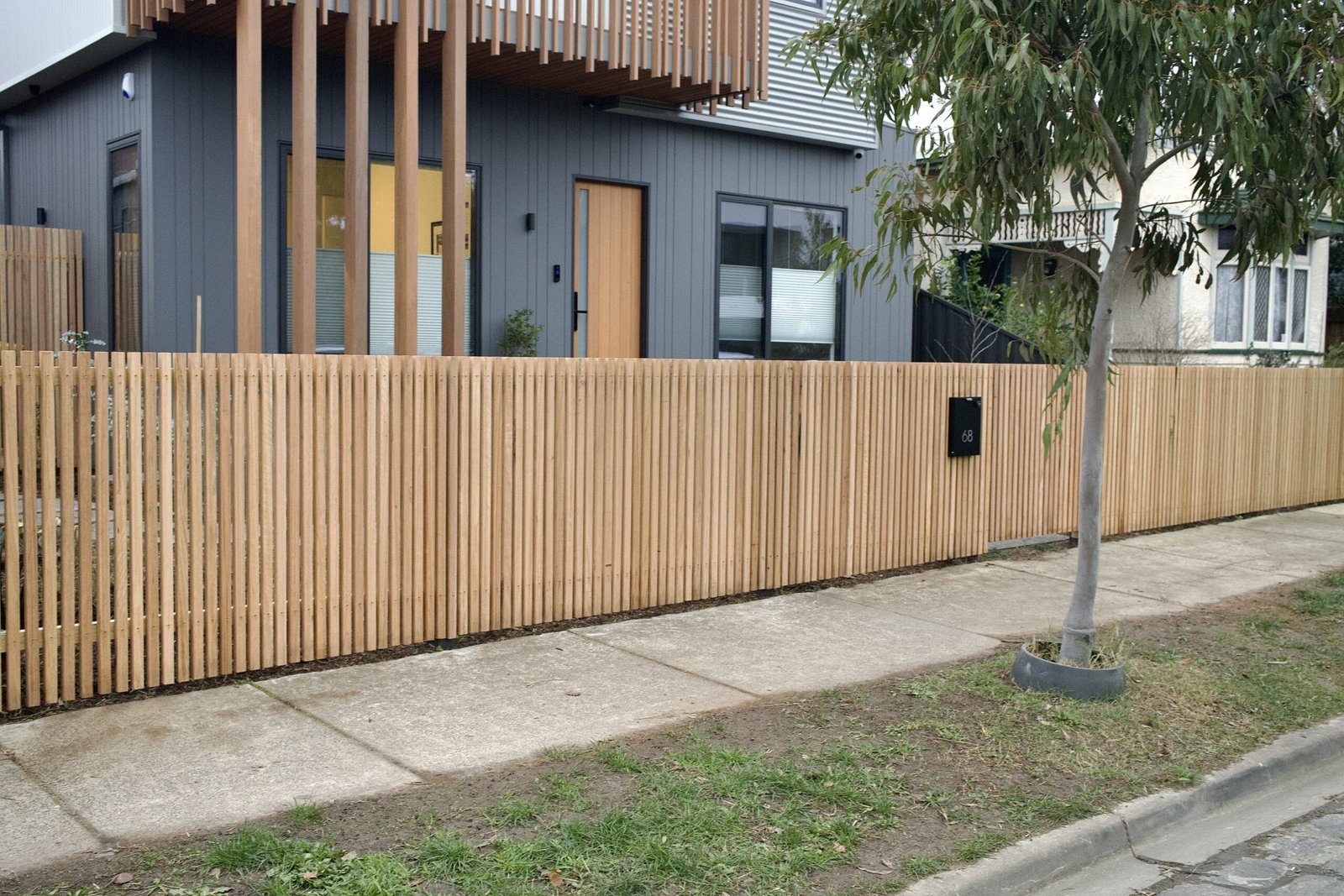 Aluminium Batten Fencing Melbourne: Feature Screens, Facades and Boundary Fencing 4 aluminium batten fencing project melbourne