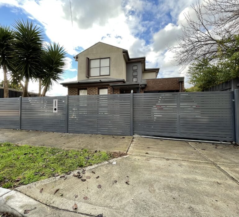 Aluminium Front Fencing Melbourne: Slat, Blade, Picket and Gate Options for Street Appeal 12 aluminium front fence melbourne