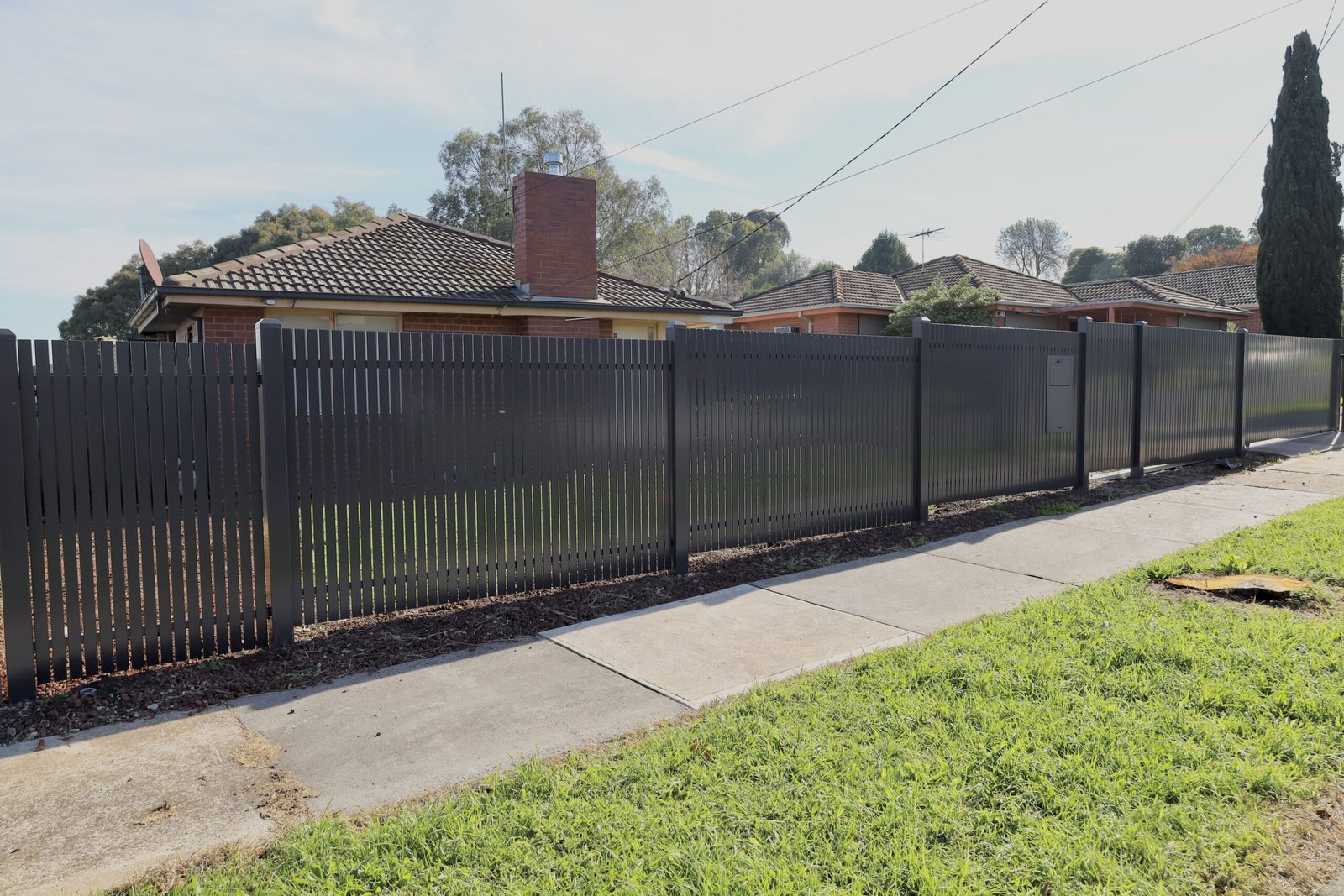 aluminium horizontal slat fence