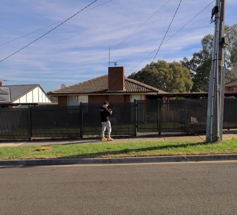 Aluminium Slat Fencing Melbourne: Horizontal vs Vertical Slats for Privacy, Airflow and Street Appeal 11 aluminium slat fencing melbourne pentagon