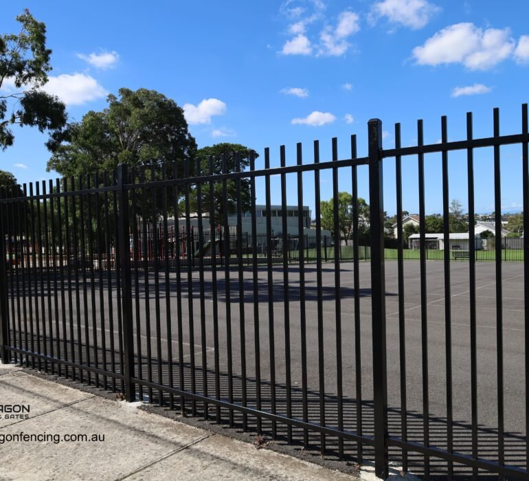 Industrial Fencing Melbourne: Fence Types for Warehouses, Factories and Large Sites 14 commercial industrial fencing melbourne