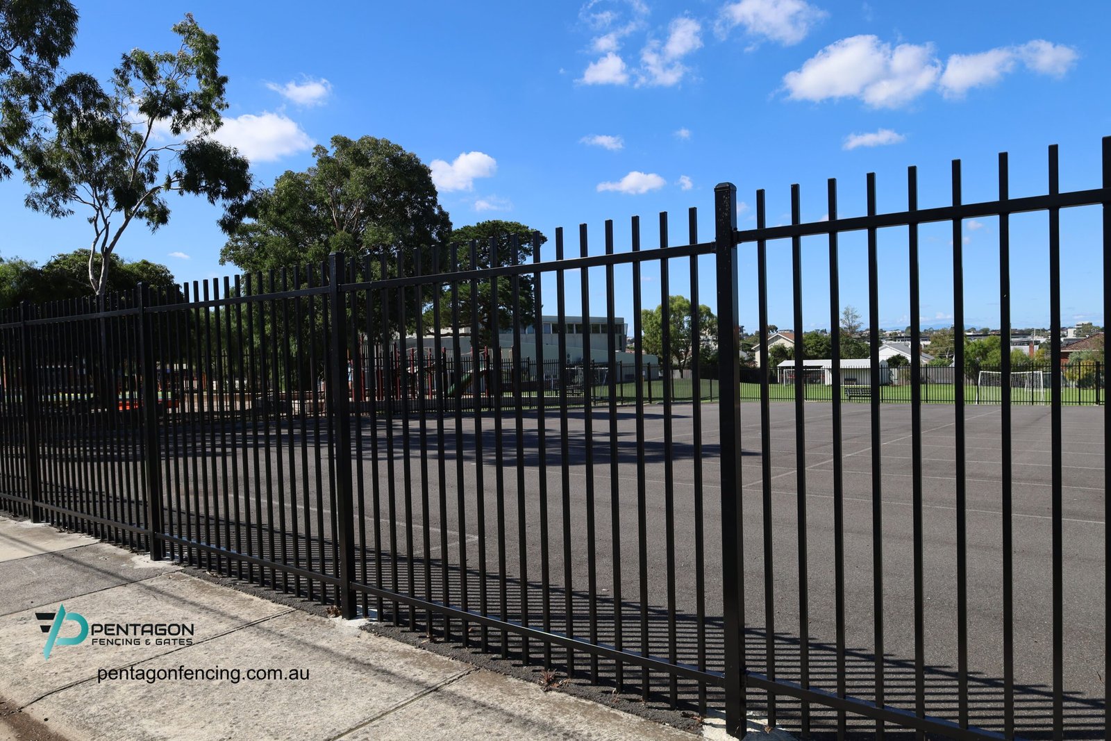 Industrial Fencing Melbourne: Fence Types for Warehouses, Factories and Large Sites 2 commercial industrial fencing melbourne