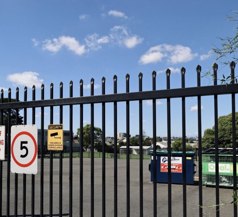 palisade steel fencing bundoora vic melbourne