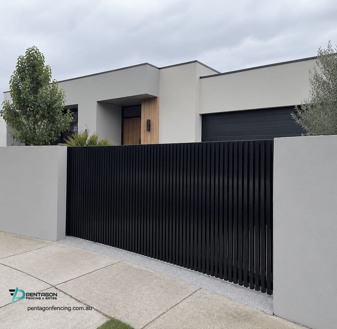 Industrial Sliding Gate Melbourne: Choosing the Right Gate for High-Traffic Sites 3 sliding gates melbourne