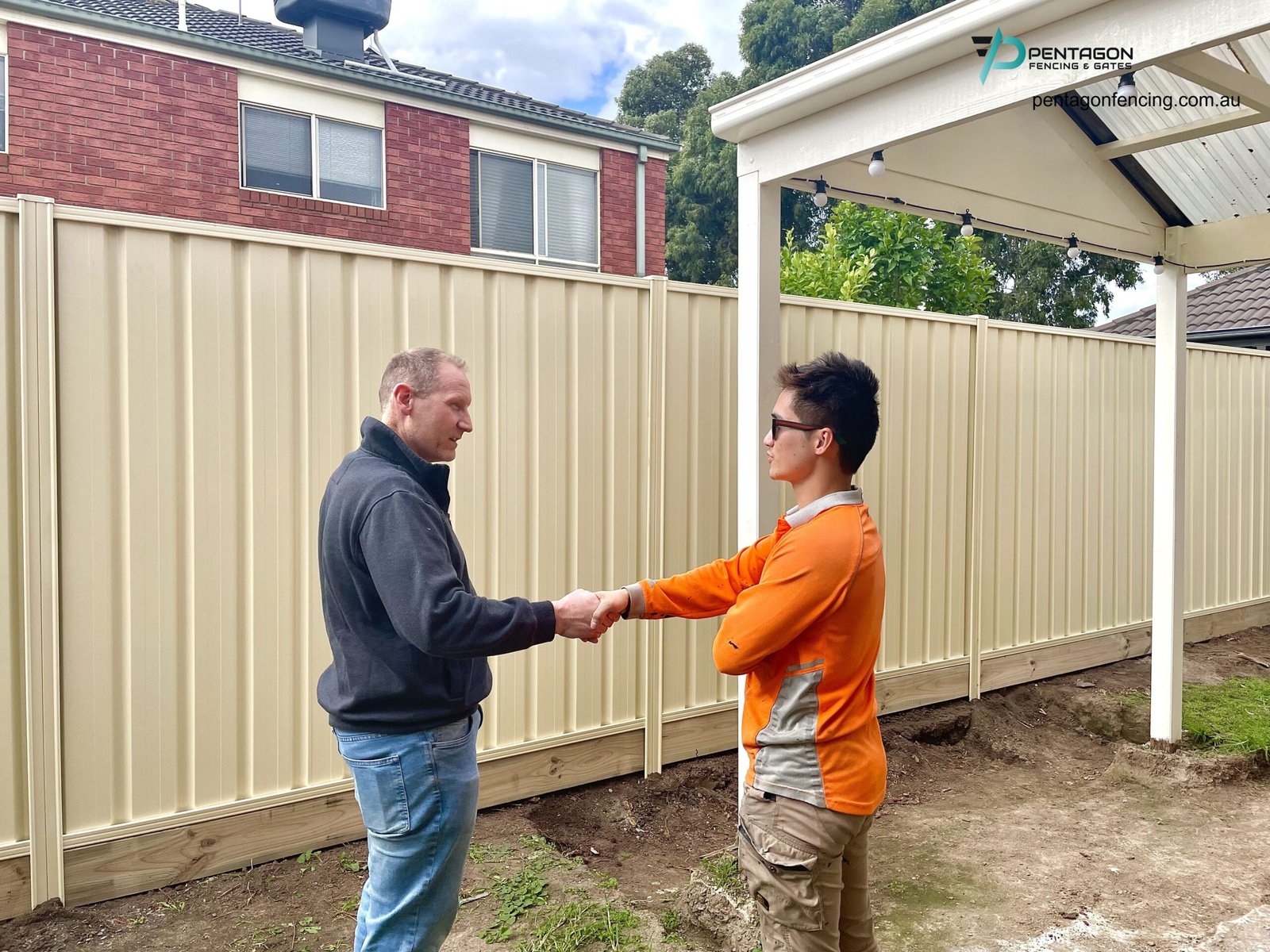 Steel Gates Melbourne: Matching Sliding, Swing and Pedestrian Gates to Security Fencing 8 steel gate melbourne pentagon