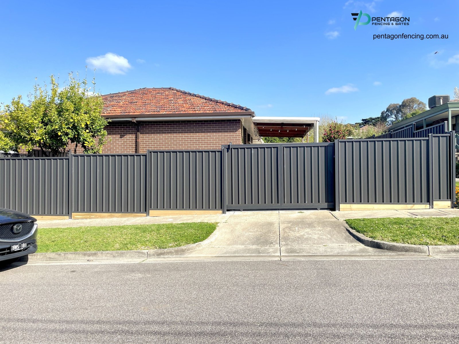 Steel Gates Melbourne: Matching Sliding, Swing and Pedestrian Gates to Security Fencing 6 steel sliding gate melbourne