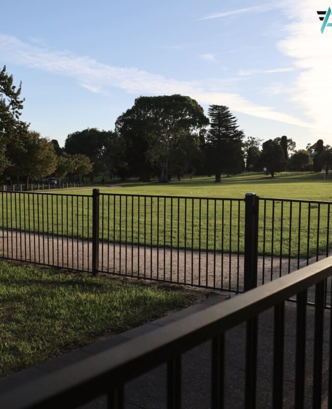 Tubular Steel Fencing Melbourne: Flat Top, Ring Top, Loop Top and Spear Top Styles Compared 7 tubular steel flat fencing melbourne