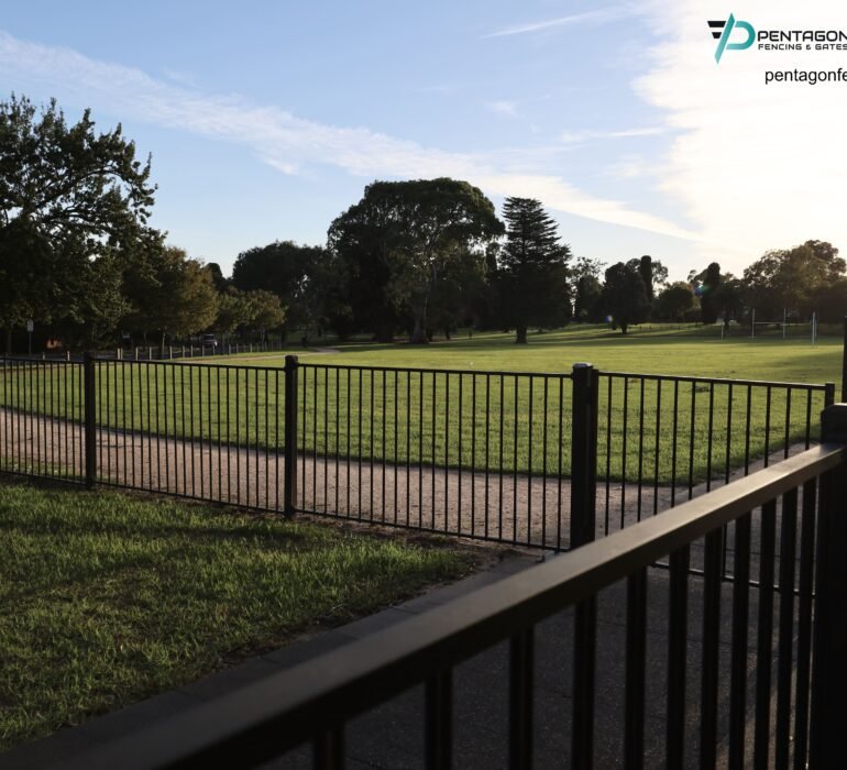 tubular steel flat fencing melbourne